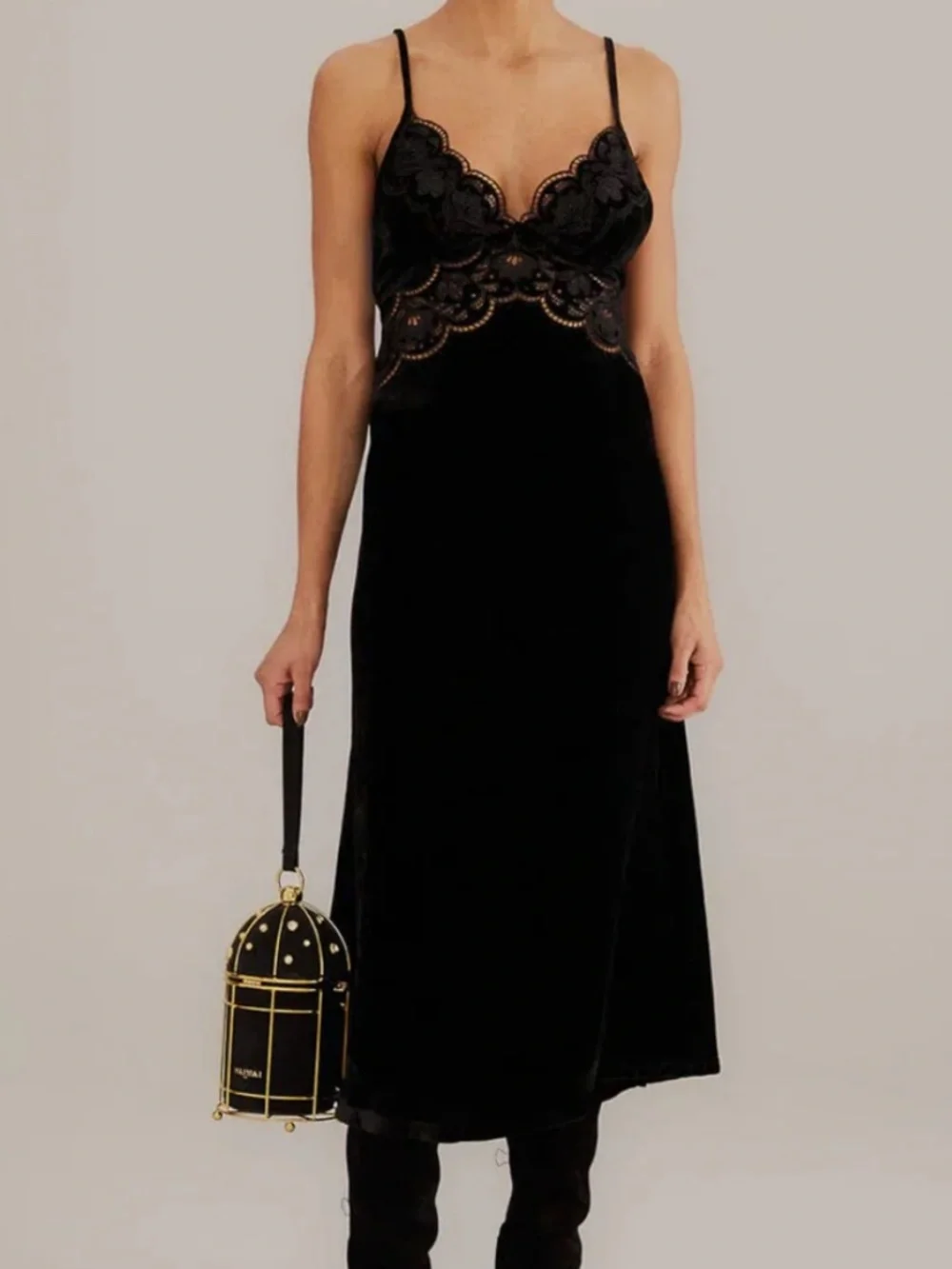 FARM RIO BLACK RICHELIEU VELVET SLIP DRESS - Picture 1 of 8